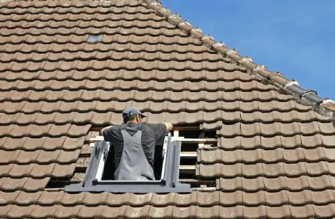 Pose de velux - Saint-Pastour
